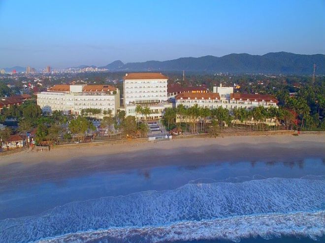  Hotel Sofitel Guarujá Jequitimar tem vista para Praia de Pernambuco