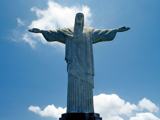 Estátua do Cristo Redentor no Rio de Janeiro fica na Rua Cosme Velho 513