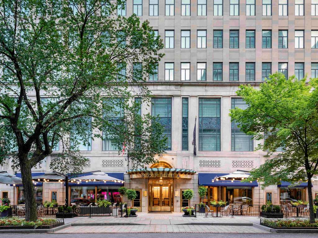 Recently inducted into the Historic Hotels of America and awarded a gold badge for Top 10 Best Hotels in 2018 by U.S. News & World Report, Sofitel Washington DC Lafayette Square represents one of the most exclusive locations in the nation's capital. Discover this contemporary downtown hotel just minutes from the White House and adjacent to Lafayette Square.  Celebrate Sofitel's "art de vivre" within this 4-star hotel - marked by distinctive style, superb cuisine, and incomparable service.