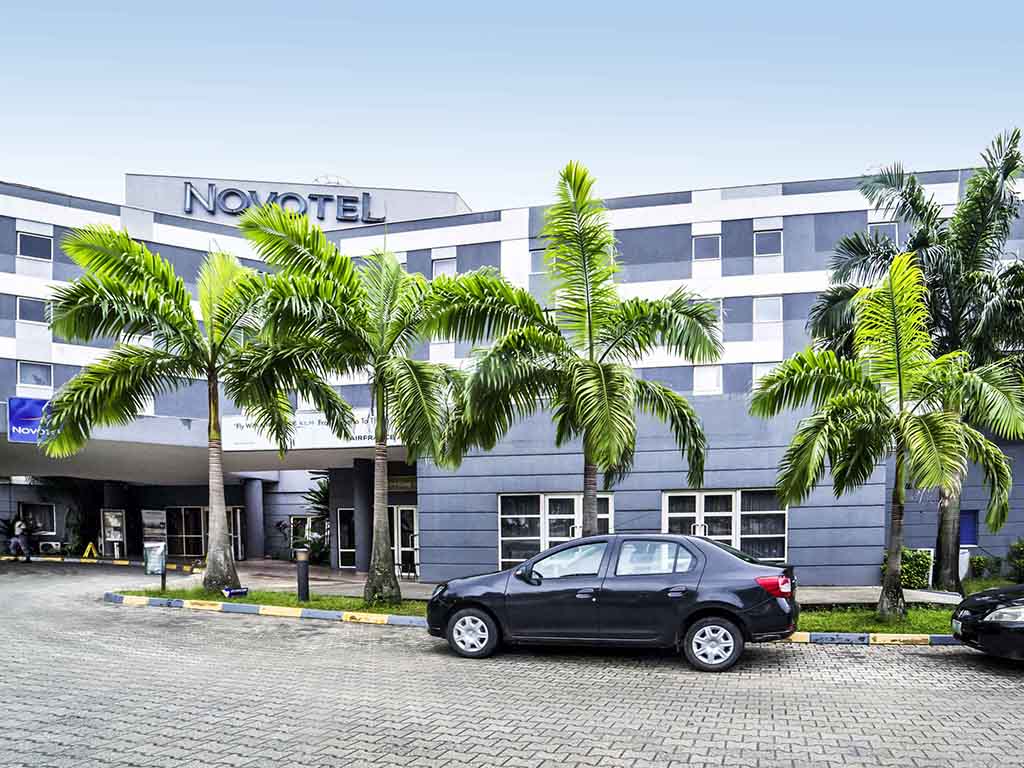 Novotel Port Harcourt offers the perfect blend of comfort and convenience for your visit to the Garden City. Its location is ideal for both leisure and business travelers conveniently situated only 20 minutes from the Airport and golf course.  Our rooms are spaciously designed to suit every traveling style or requirement. Facilities include restaurant, bar, laundry service, pool, parking and fitness center. Venues accommodate up to 340 delegates with flexible packages available to suite your convenience.