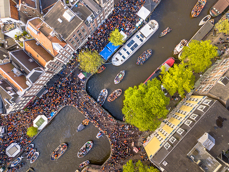 Amsterdam op Koningsdag