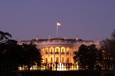 Vista nocturna de la Casa Blanca			