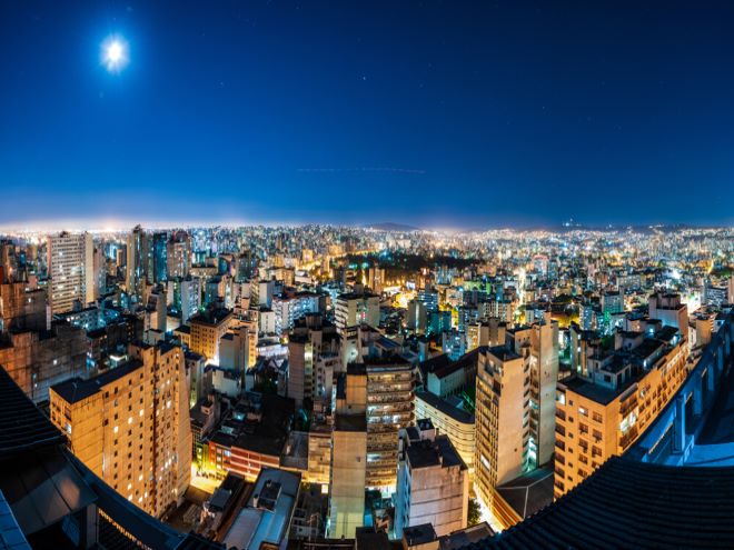 Porto Alegre à noite 